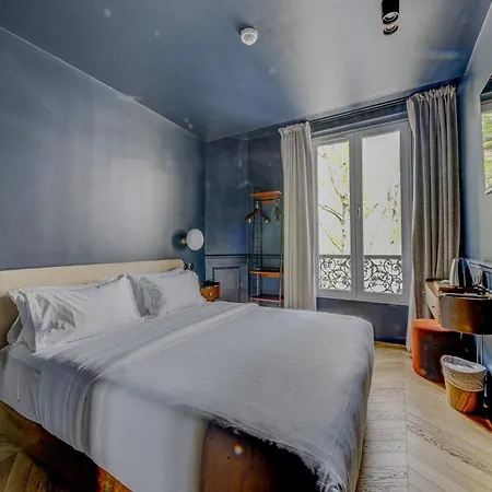 Clémence Hotel 3*