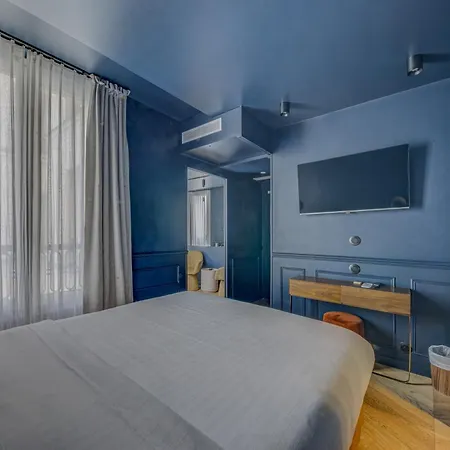Clemence 3* Paris
