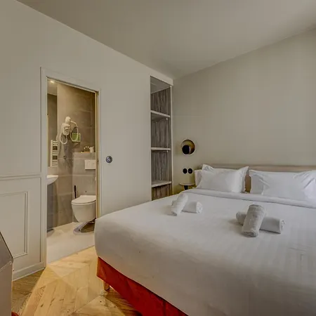 Clemence Hotel
