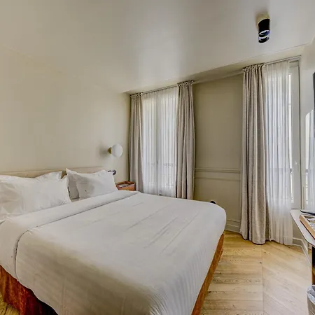 Clemence Hotel 3*